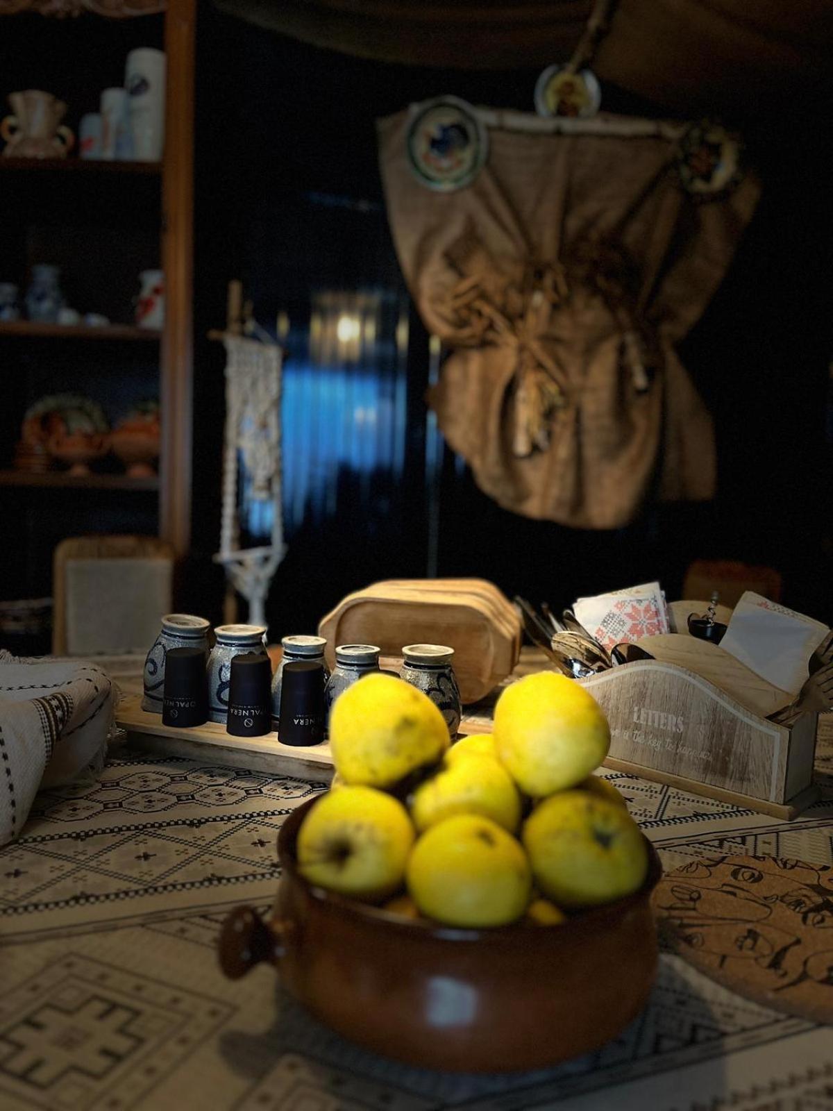Cabana Rustic Borsa  Szoba fotó